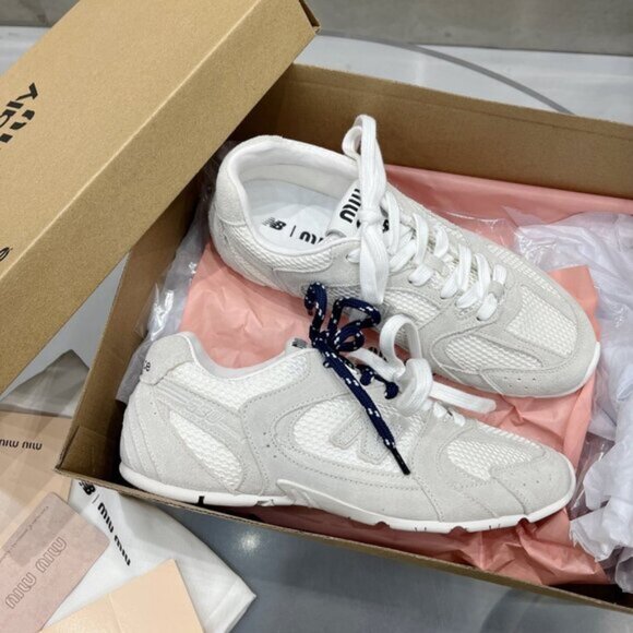 MIU MIU Fashion Women's Casual Shoes - Picture 5 of 9